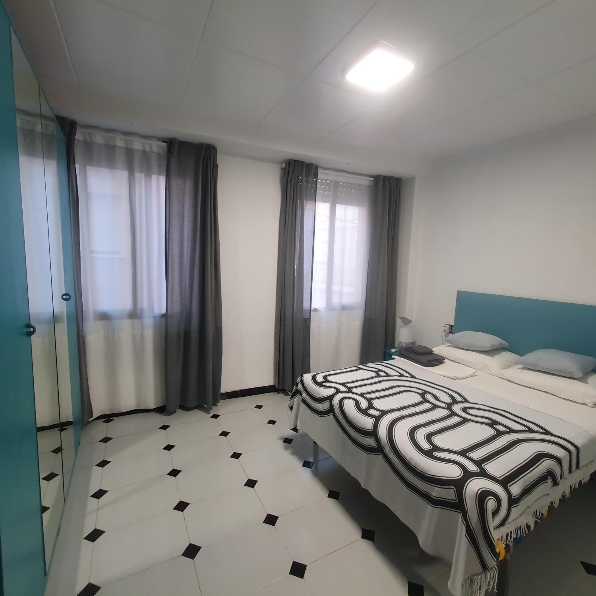 Spacious Home For A Large Group Or Family Кульєра Екстер'єр фото