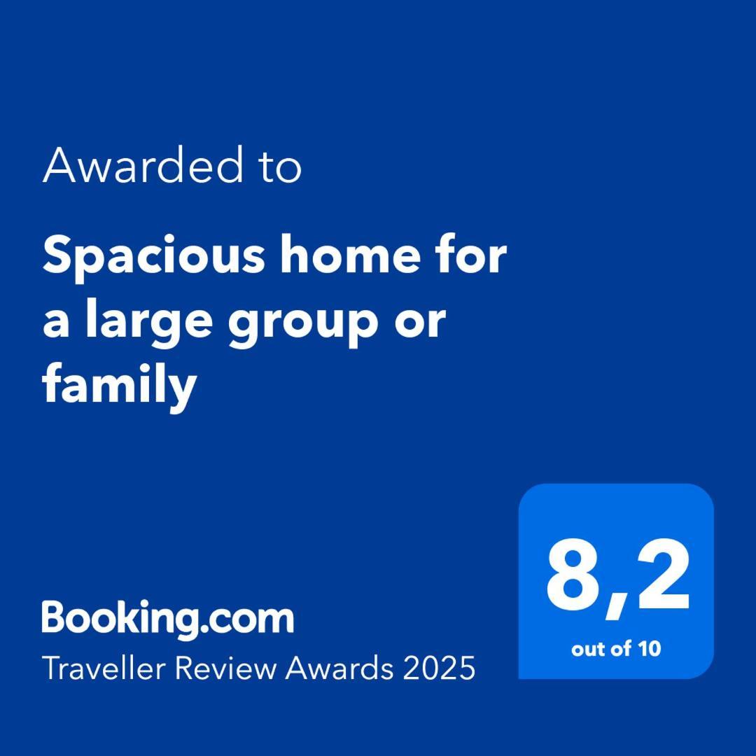 Spacious Home For A Large Group Or Family Кульєра Екстер'єр фото